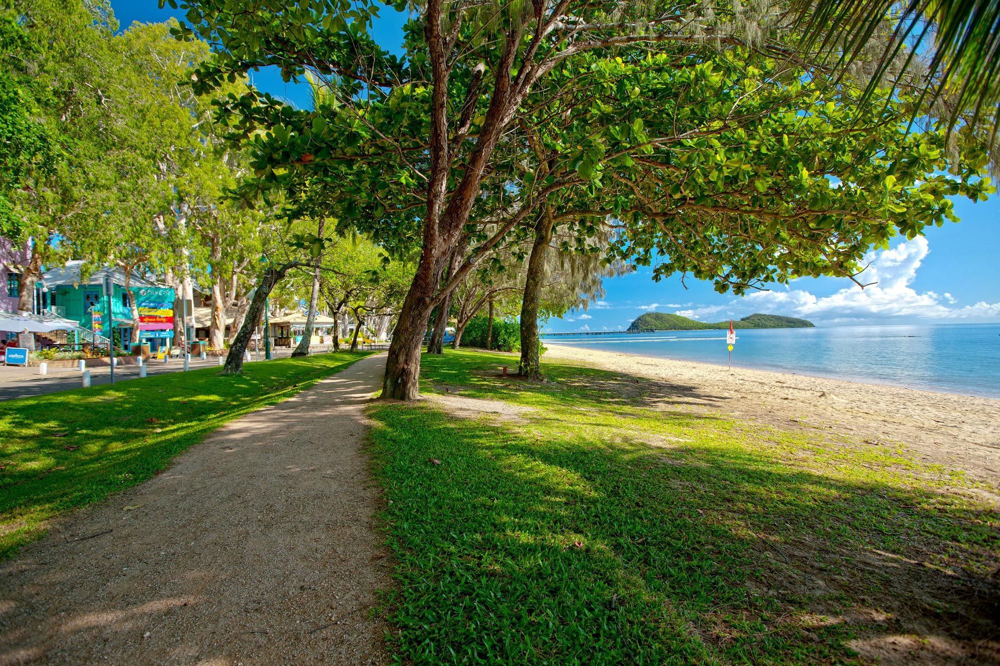 Palm Cove Cairns Apartments Reef Retreat