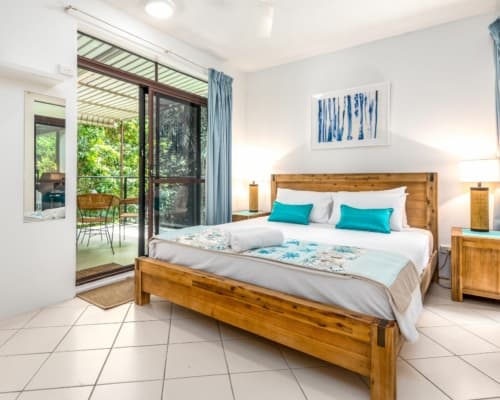 palm-cove-3-bedroom-accommodation(11)