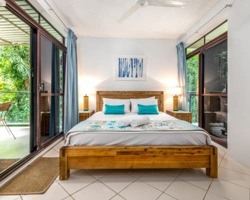 palm-cove-3-bedroom-accommodation(13)