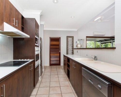 palm-cove-accommodation-2-bedroom-unit-23 (6)