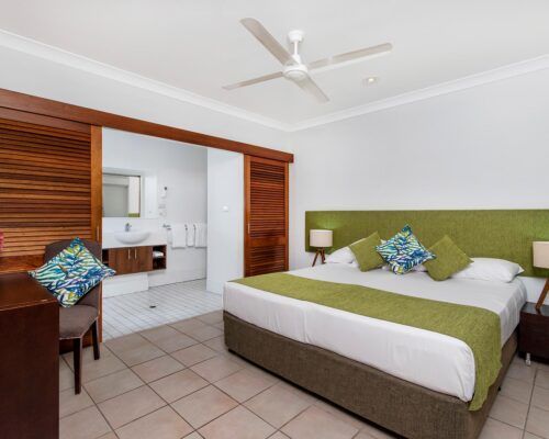 palm-cove-accommodation-2-bedroom-unit-23 (8)