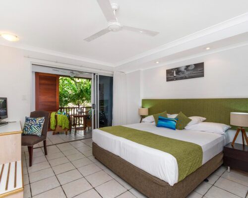 palm-cove-accommodation-spa-suite-unit-36 (3)