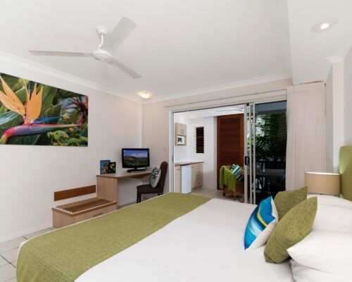 palm-cove-accommodation-spa-suite-unit-36 (4)