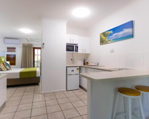 palm-cove-accommodation-studio-apartment (6)