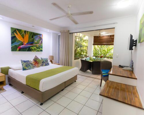 palm-cove-accommodation-superior-spa-suite (10)