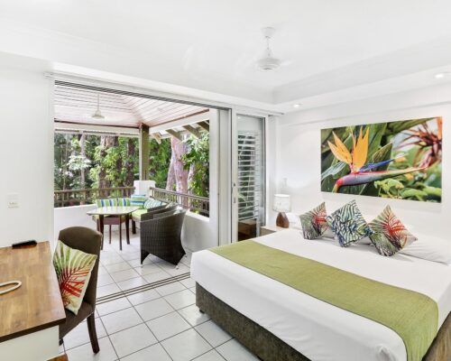 palm-cove-accommodation-superior-spa-suite-28 (4)