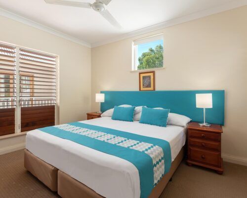 palm-cove-accommodation-town-house-(4)